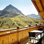 Alpinlodges 4* Kuehtai