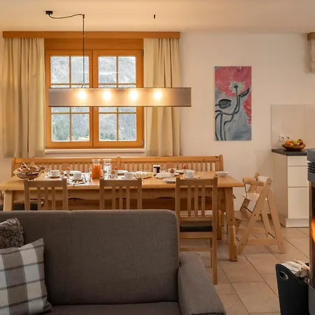 Aparthotel Alpinlodges 4*