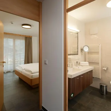 아파트호텔 Alpinlodges 4*