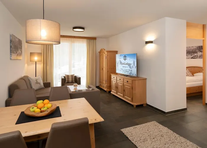 库苔阿尔卑斯旅馆 公寓式酒店 库哈台